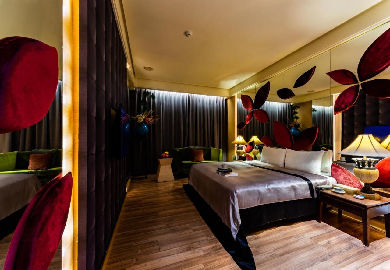 Liti Motel Тайчжун Экстерьер фото