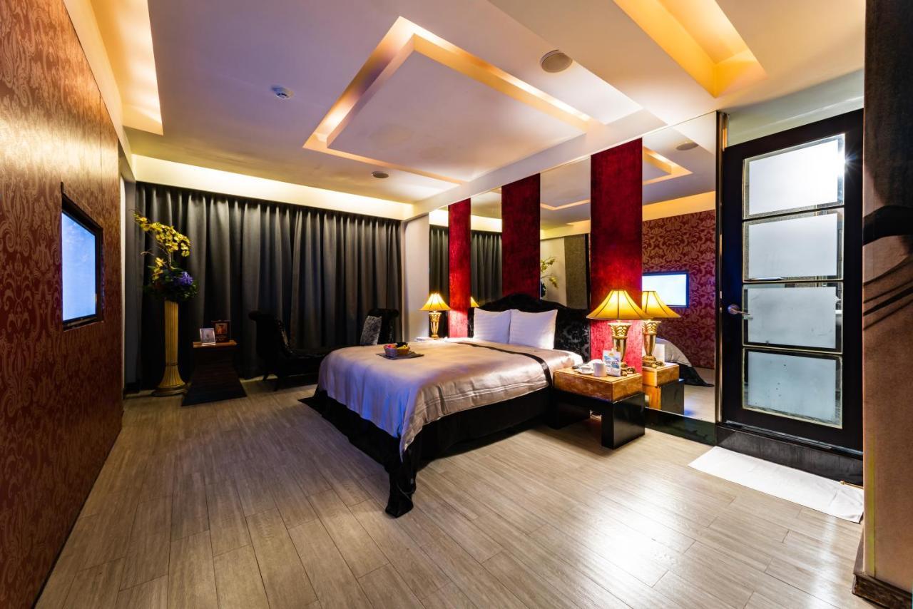 Liti Motel Тайчжун Экстерьер фото